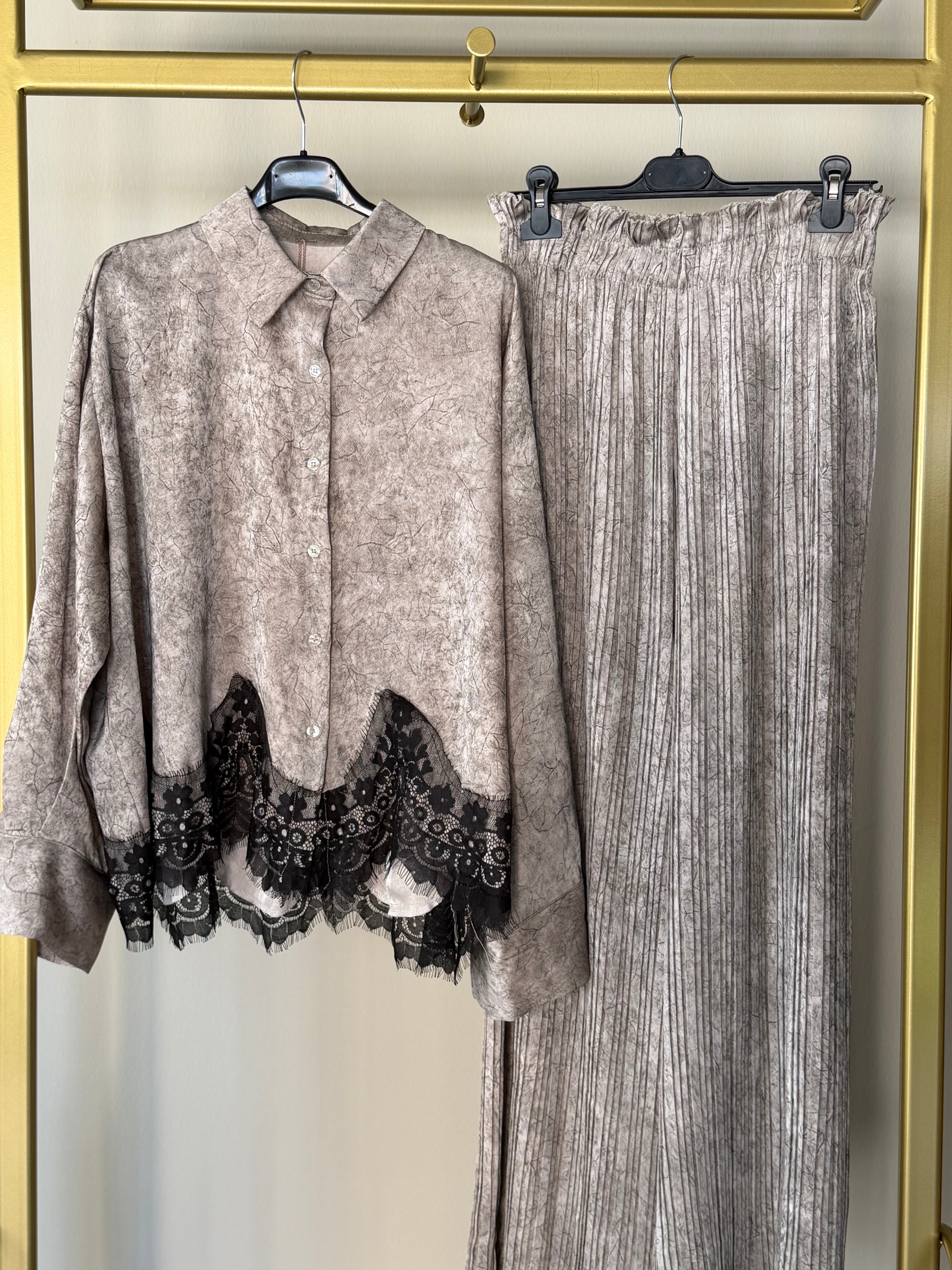 İTHAL GÖMLEK PANTOLON TAKIM