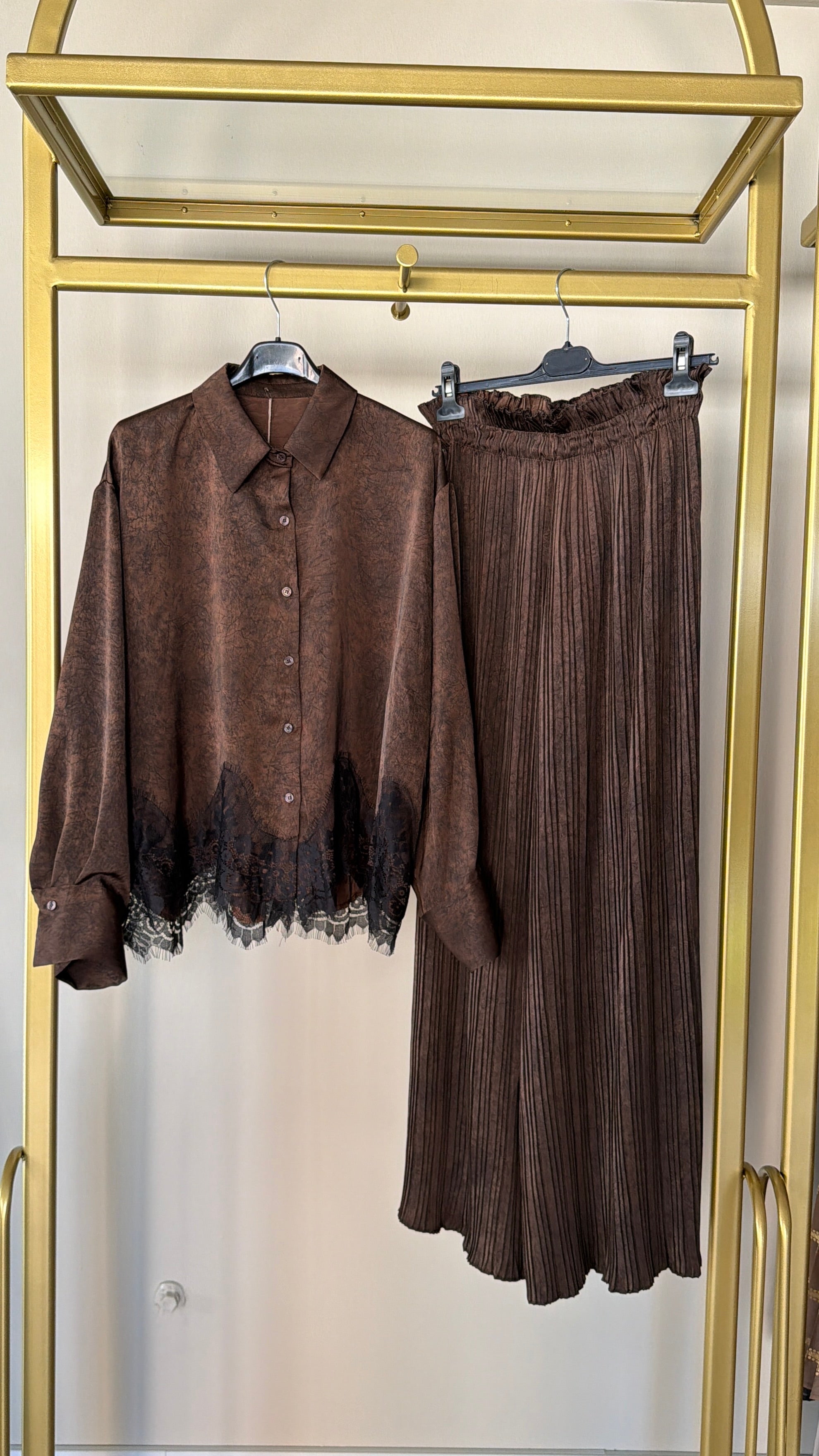 İTHAL GÖMLEK PANTOLON TAKIM